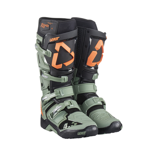 Boots 4.5 HydraDri