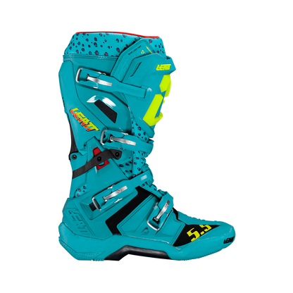 Boots 5.5 FlexLock