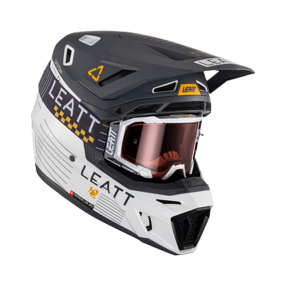 Helmet Kit Moto 8.5 Composite with 5.5 Goggle